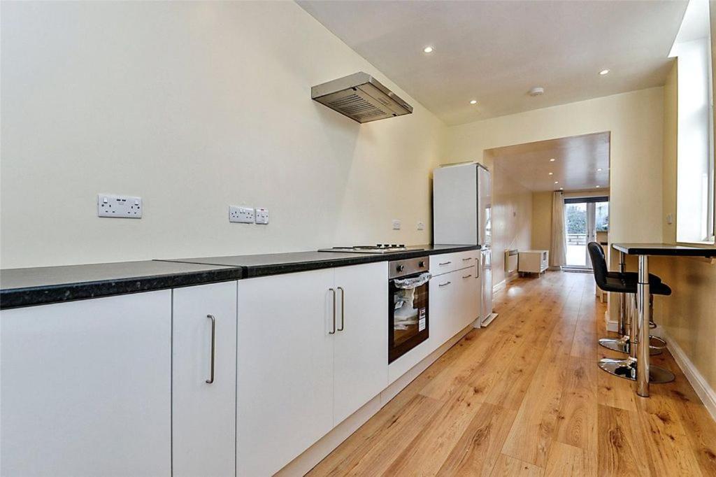 Beautiful Townhouse In מורקמבי מראה חיצוני תמונה